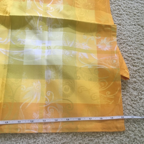 Garnier-Thiebaut NWOT set of 4 Dinner napkins - Picture 4 of 6